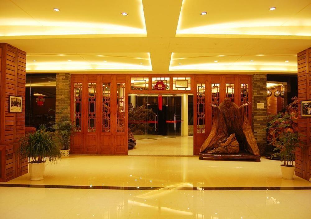 Yangshuo River Valley Resort Hotel Exterior photo