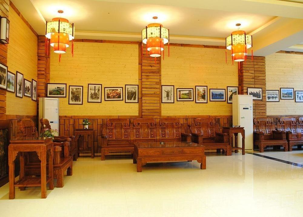 Yangshuo River Valley Resort Hotel Exterior photo
