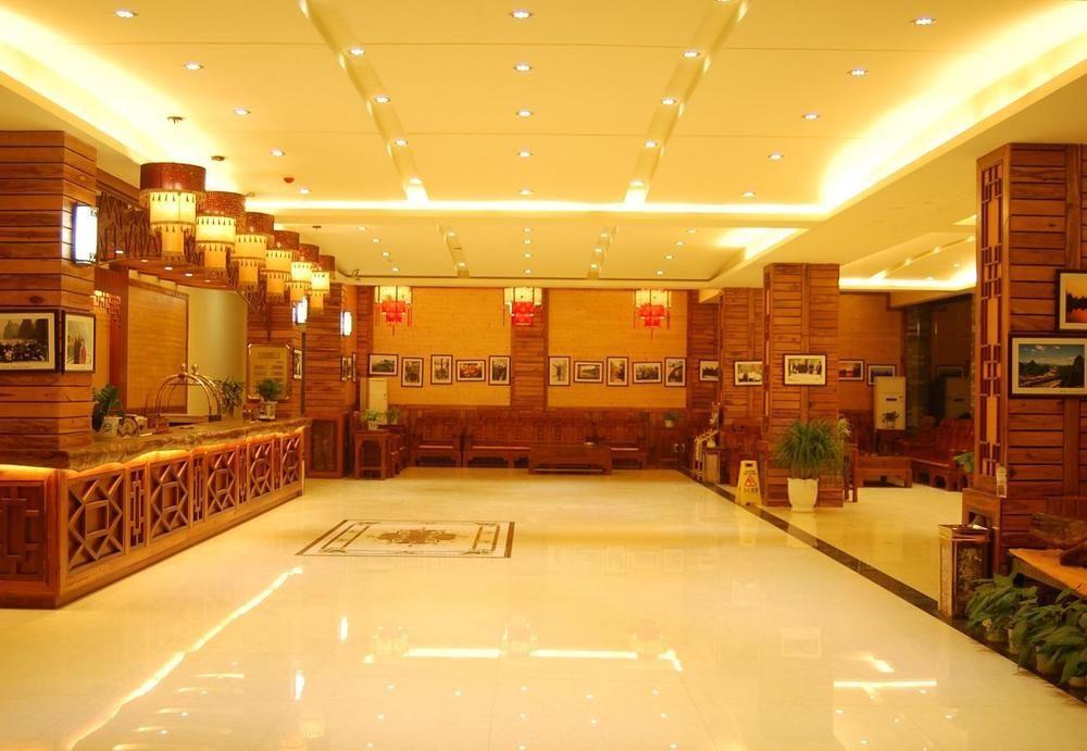 Yangshuo River Valley Resort Hotel Exterior photo