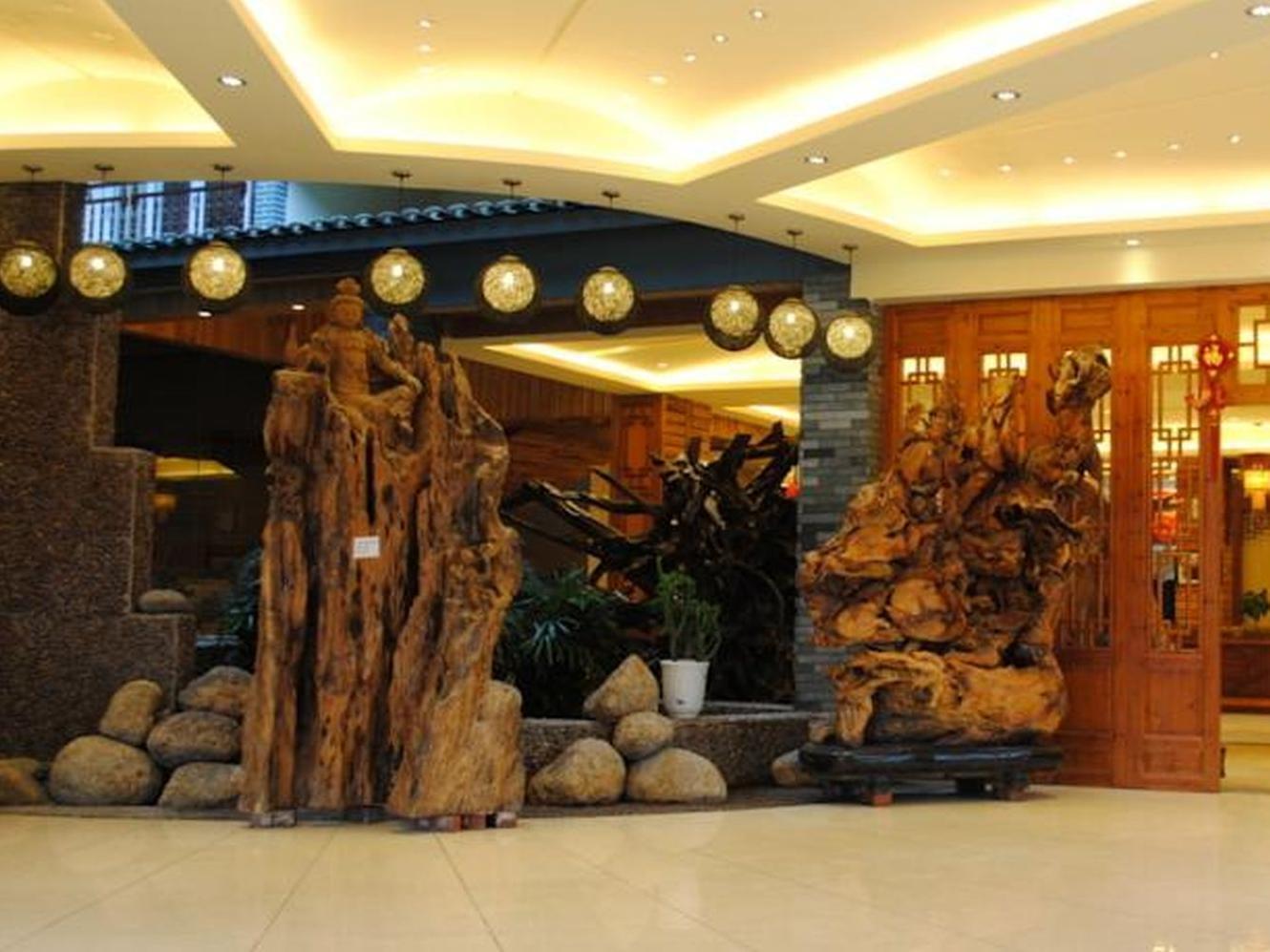 Yangshuo River Valley Resort Hotel Exterior photo