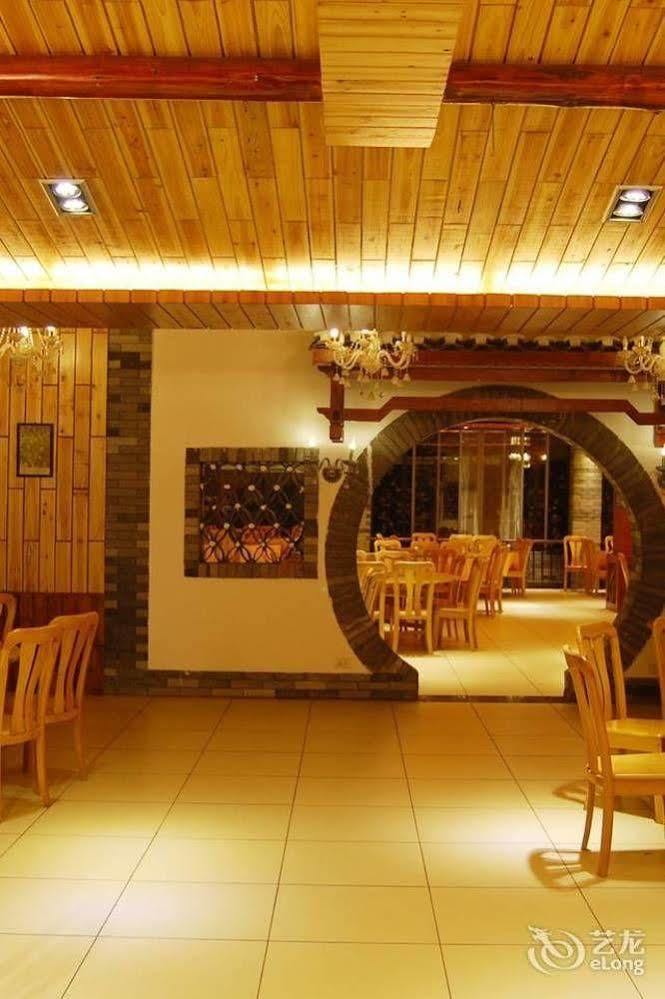 Yangshuo River Valley Resort Hotel Exterior photo